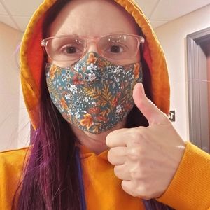 Meet your Posher, Elizabeth